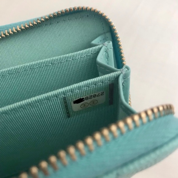 BNIB 19C Tiffany Blue Zippy Coin purse/Card Holder - Picture 8 of 8